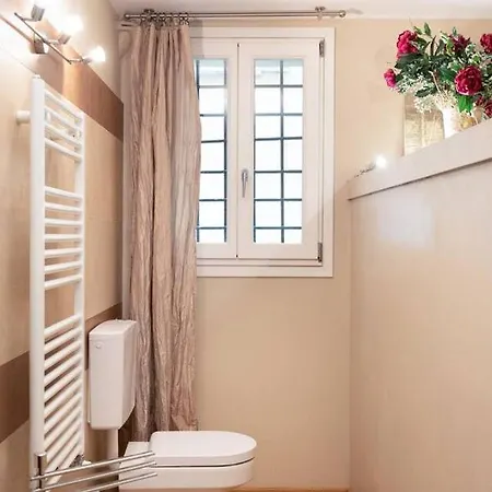 Fossalta Home, In The Heart Of The Historical Center Bologna Exterior photo